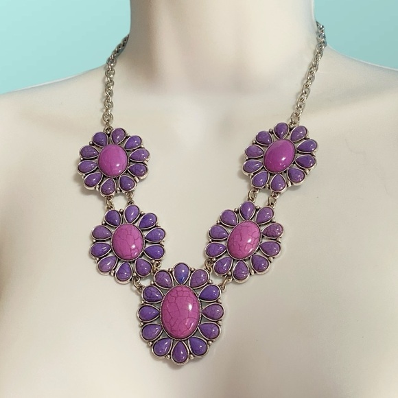 Statement Necklace Purple Lavendar Set Necklace & Earrings - Picture 1 of 8